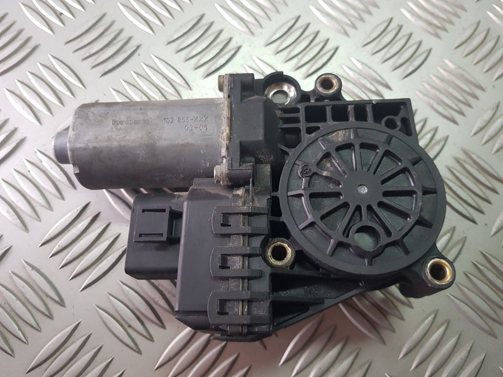 Elektrisko stiklu motors priekš AUDI A6 AVANT 2003 1 Elektrisko stiklu motors priekš AUDI A6 AVANT 2003