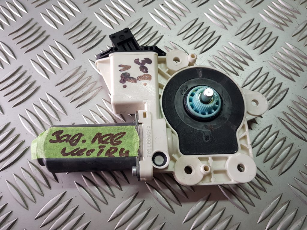 Elektrisko stiklu motors priekš OPEL VECTRA C 2008 2 Elektrisko stiklu motors priekš OPEL VECTRA C 2008