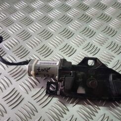 Bagažnieka vāka slēdzenes servomotors priekš BMW 525D E61 2007 TOURING BLACK