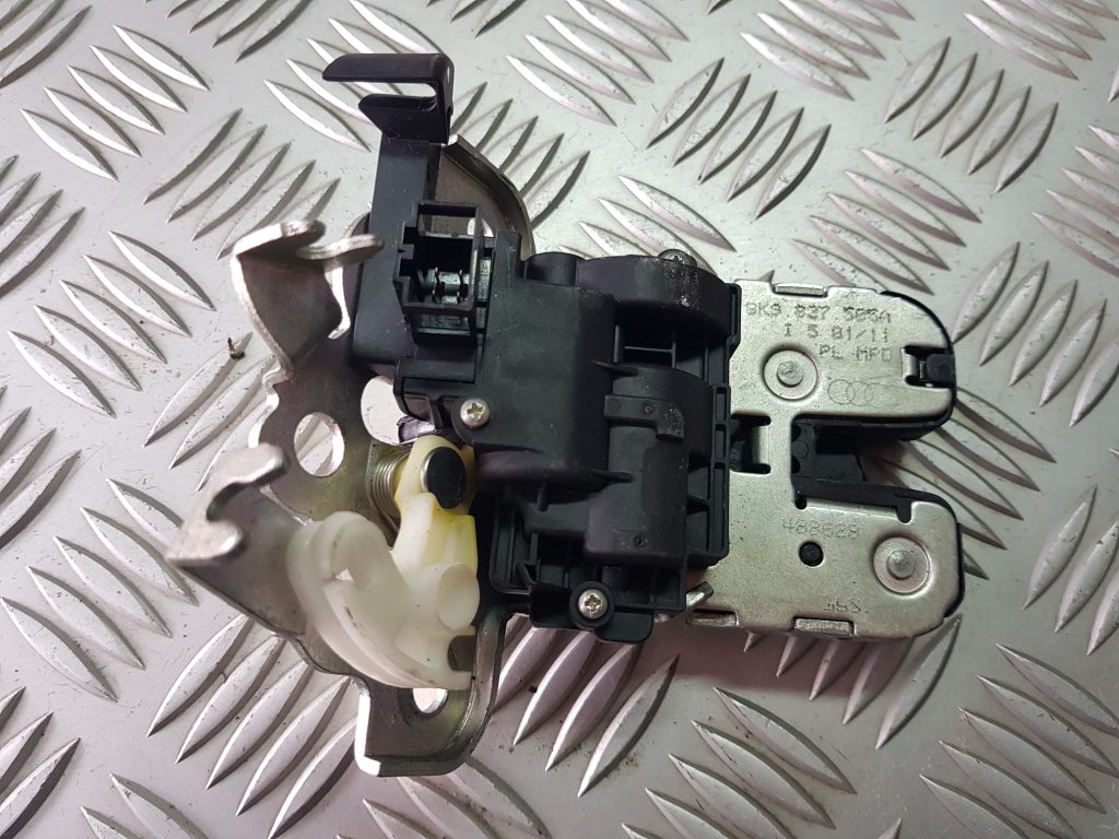 Bagāžnieka vāka slēdzene priekš AUDI A7 2011 SPORTBACK