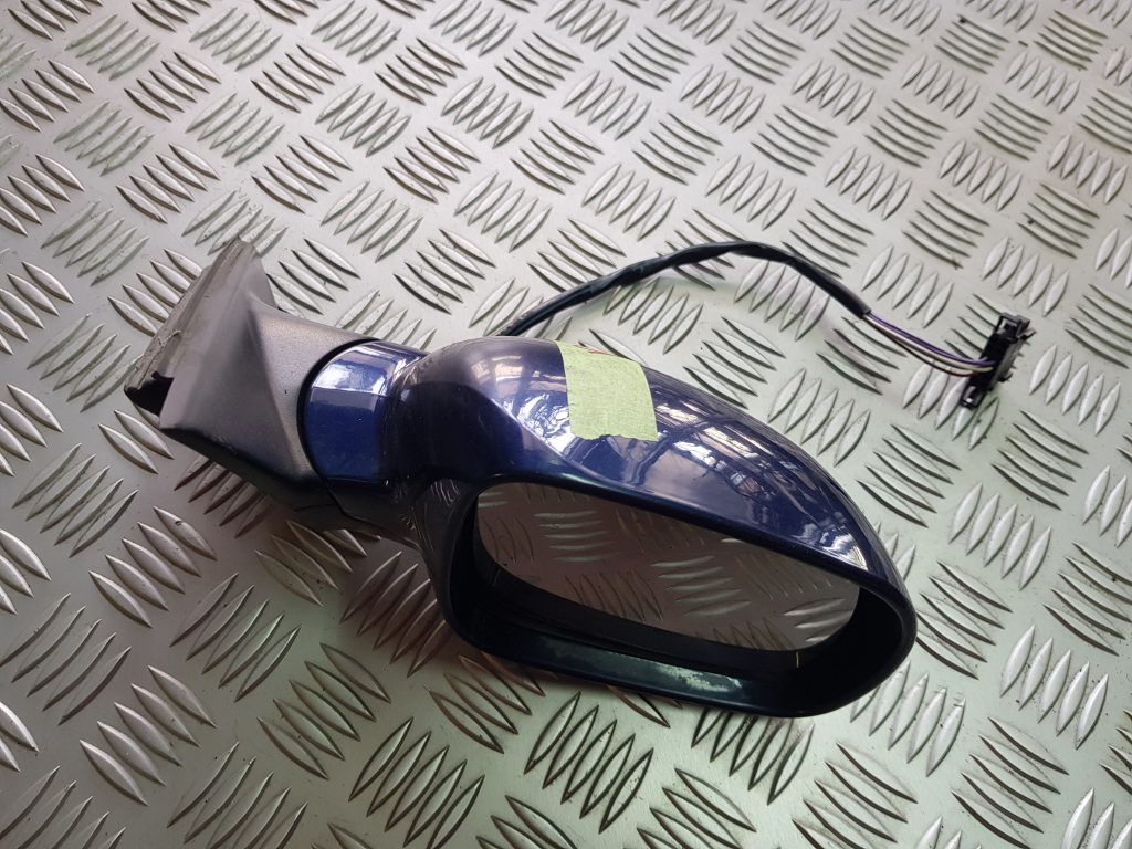 Ārējais spogulis, pa kreisi priekš VW PASSAT 2000 BLUE 1 Ārējais spogulis, pa kreisi priekš VW PASSAT 2000 BLUE