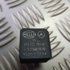 Darba strāva releja priekš MERCEDES BENZ E250 W212 2014