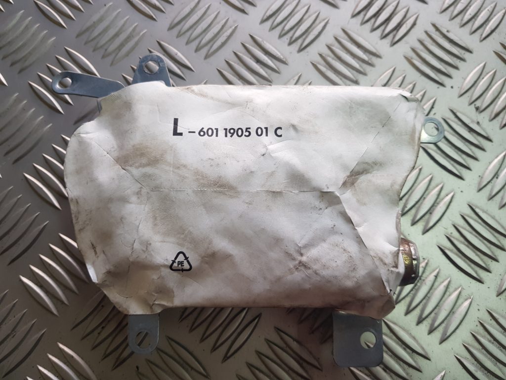 Priekšējo durvju drošības spilvens priekš BMW 520D E60 2006 ENG.