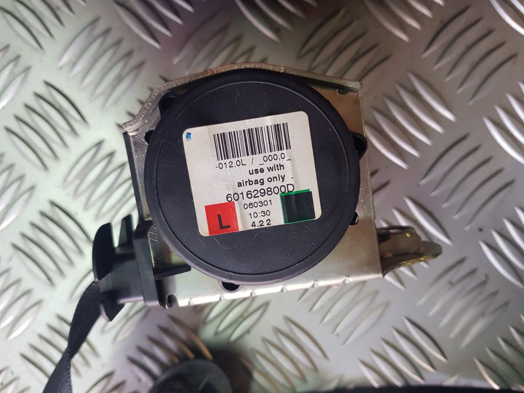 Priekšējā kreisā drošības josta priekš BMW 530D E61 2006 TOURING TITANSILVER