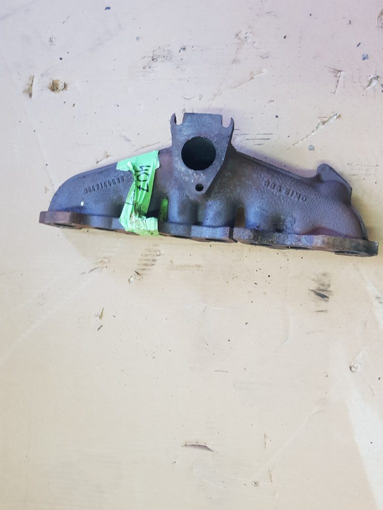 Izplūdes kolektors priekš PEUGEOT 407 2005 1 Izplūdes kolektors priekš PEUGEOT 407 2005