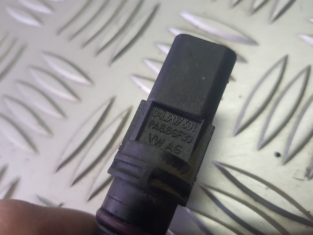 Kloķvārpstas devējs priekš AUDI A6 AVANT 2003 2 Kloķvārpstas devējs priekš AUDI A6 AVANT 2003