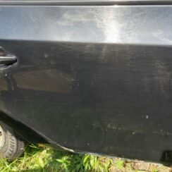 Aizmugurējās labās durvis priekš BMW 525 E60 2006 BLACK