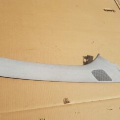 Priekšējas salona statnes apdare priekš VW POLO 2005