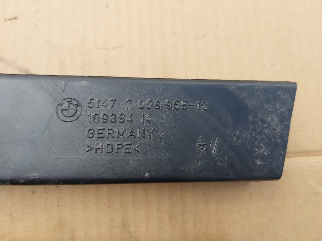 Salona gaisa vads priekš BMW 525 E60 2006 BLACK