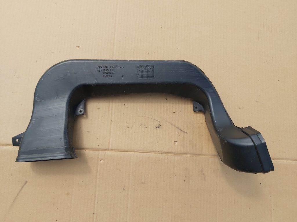 Salona gaisa vads priekš BMW 525 E60 2006 BLACK