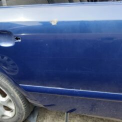 Aizmugurējās labās durvis priekš OPEL ASTRA H STATION WAGON 2007