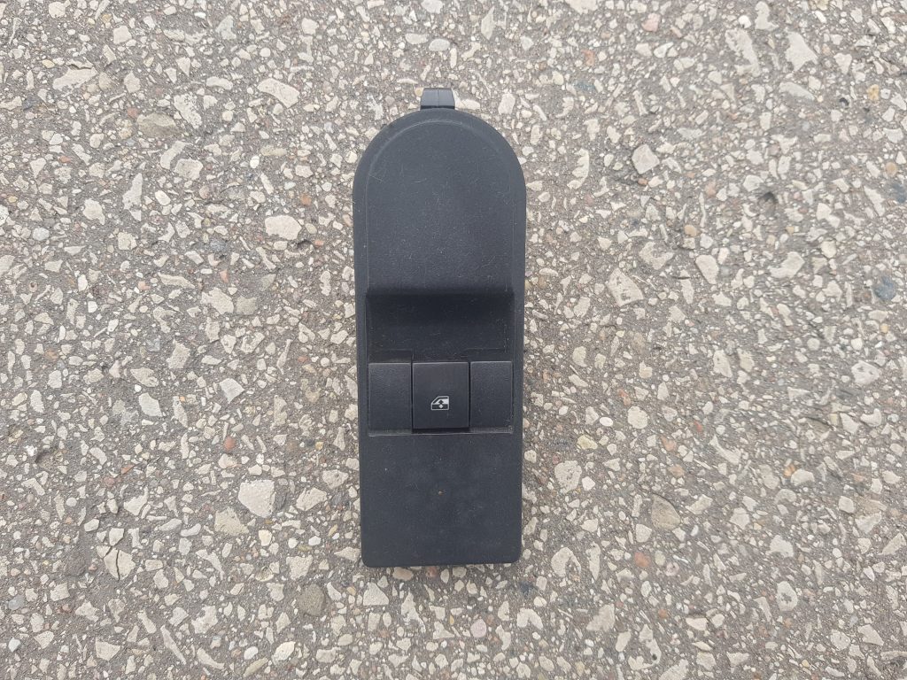 Stikla pacelšanas poga priekš OPEL ASTRA H STATION WAGON 2007