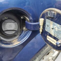 Degvielas tvertnes vāks priekš OPEL ASTRA H STATION WAGON 2007