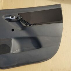 Aizmugurējo labo durvju apdare priekš TOYOTA VERSO 2012