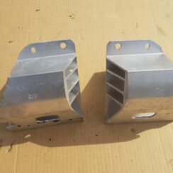 Priekšēja bufera pastiprinātāja kronšteins priekš TOYOTA VERSO 2012