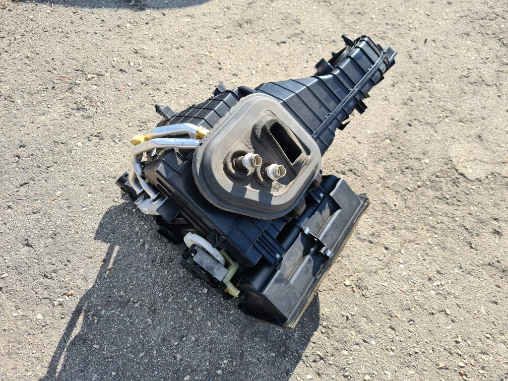 Salona sildītājs priekš OPEL ASTRA J 2011