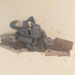 Pārsega slēdzene priekš TOYOTA COROLLA VERSO 2008