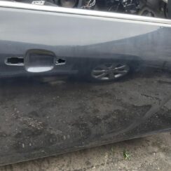 Priekšējās labās durvis priekš OPEL INSIGNIA SPORTS TOURER 2010