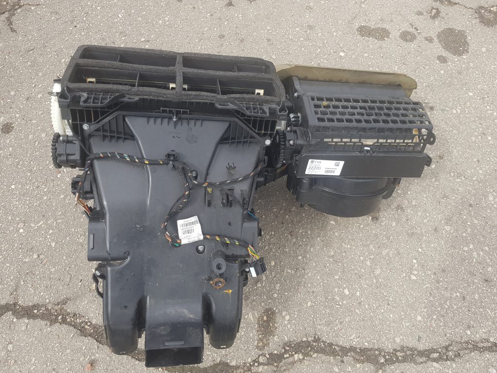 Salona sildītājs priekš OPEL INSIGNIA SPORTS TOURER 2010 2 Salona sildītājs priekš OPEL INSIGNIA SPORTS TOURER 2010