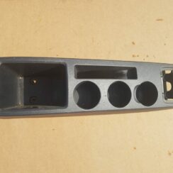 Centrālās konsoles (apdares) vidēja daļa priekš TOYOTA COROLLA VERSO 2008