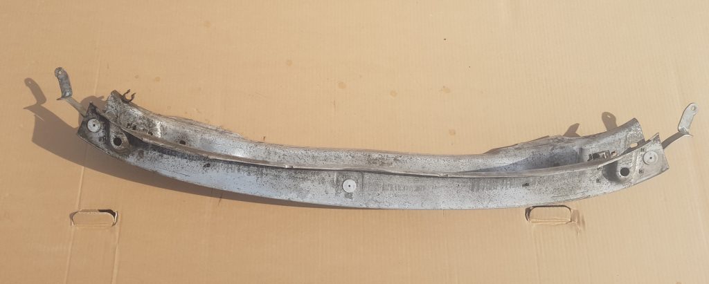 Aizmugurējā bufera pastiprinātājs priekš AUDI A4 2005