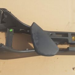 Centrālās konsoles apdares lielākā daļa priekš AUDI A4 2005