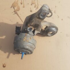 Dzinēja spilvens priekš AUDI A4 2005