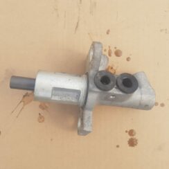 Bremžu pastiprinātāja galvenais cilindrs priekš AUDI A4 2005