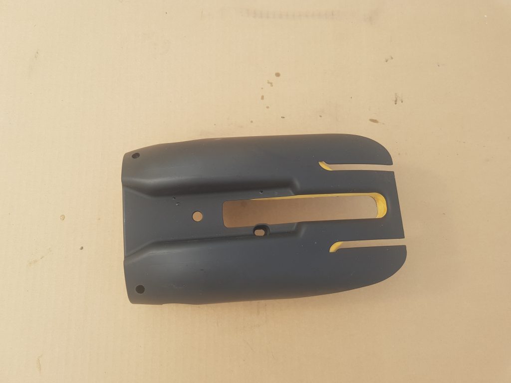 Stūres statnes putekļu aizsargs (salonā) priekš AUDI A4 2005