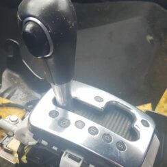 Ātrumu pārslēgšanas slēdzis priekš AUDI A4 2005