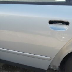 Aizmugurējās kreisās durvis priekš AUDI A4 2003