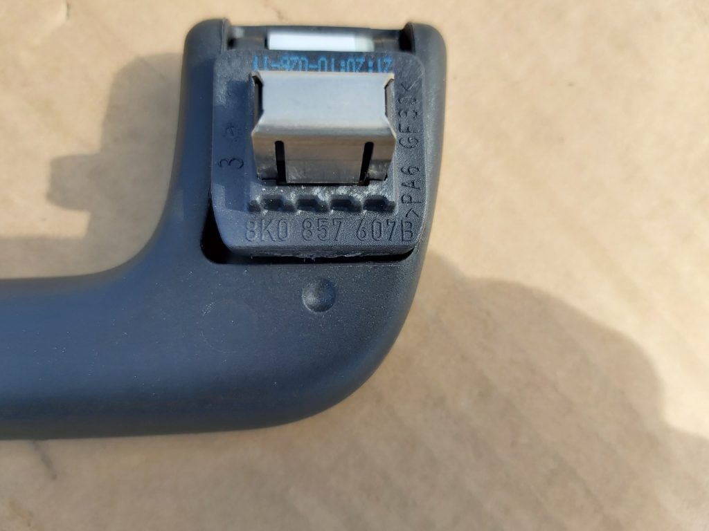 Salona rokturis griestos priekš AUDI A7 2011 SPORTBACK 2 Salona rokturis griestos priekš AUDI A7 2011 SPORTBACK