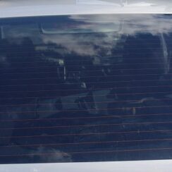 Aizmugures stikls priekš FORD FOCUS 2006