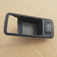 Stikla pacelšanas poga priekš FORD FOCUS 2006