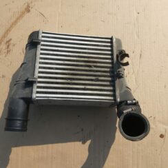 Interkūleris priekš AUDI A4 2004