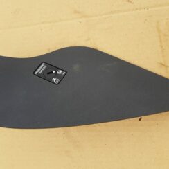 Centrālās konsoles (apdares) sānu panelis priekš VW GOLF 2014