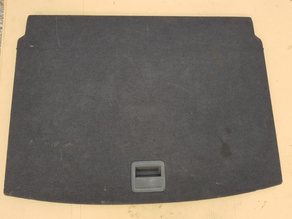 Bagāžnieka grīda priekš VW GOLF 2014 1 Bagāžnieka grīda priekš VW GOLF 2014