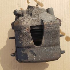 Aizmugurējais labais suports priekš VW GOLF 2014