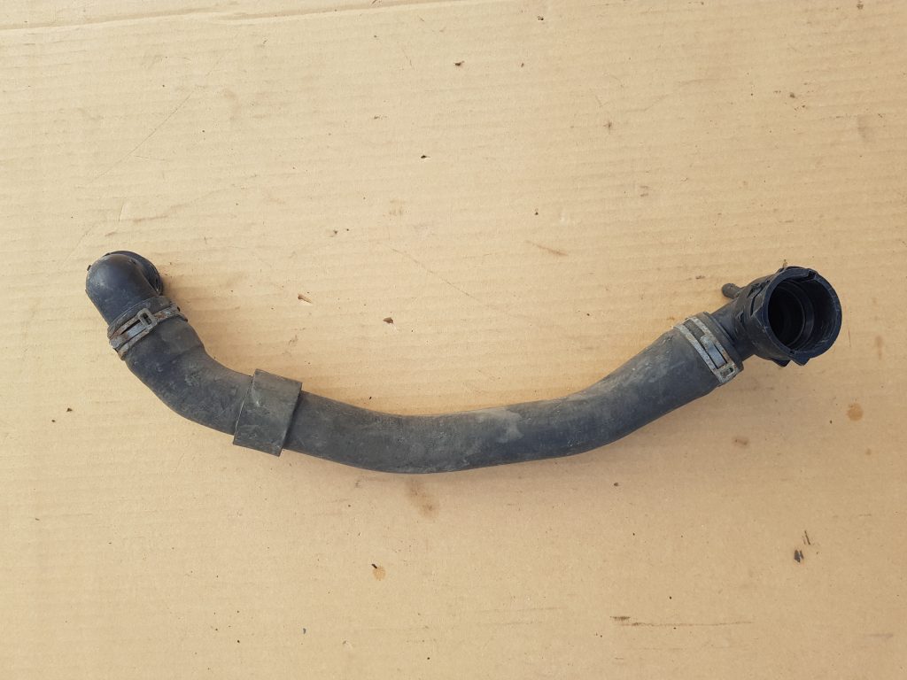 Dzesēšanas caurule priekš VW GOLF 2014 1 Dzesēšanas caurule priekš VW GOLF 2014