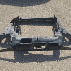 Priekšējā radiatora rāmis priekš ŠKODA FABIA 2003