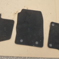 Salona paklāju komplekts priekš FORD FOCUS 2016