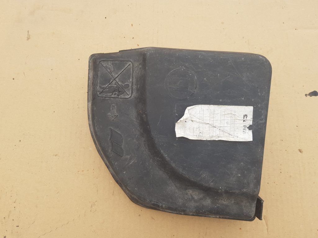 Drošinātāju kārbas korpusa vāks priekš PEUGEOT 307 2007