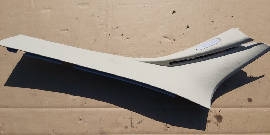 Bagažnieka nodalījuma statnes apdare priekš MERCEDES BENZ E250 W212 2014