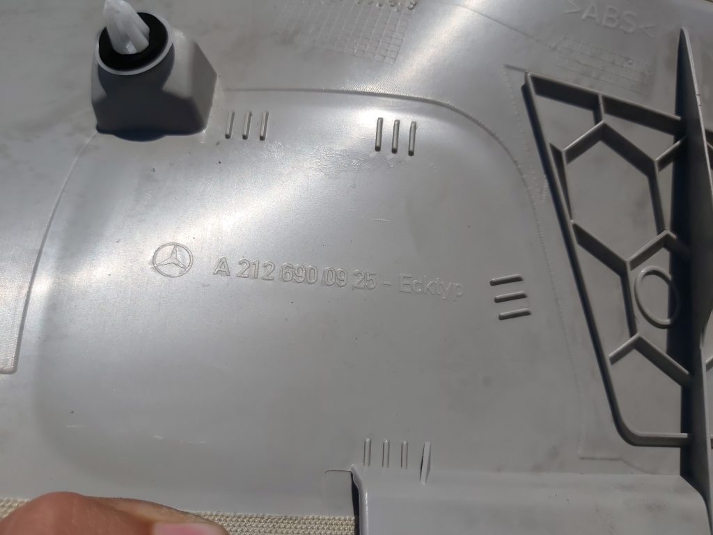 Bagažnieka nodalījuma statnes apdare priekš MERCEDES BENZ E250 W212 2014