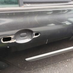 Aizmugurējās labās durvis priekš RENAULT MEGANE 2004