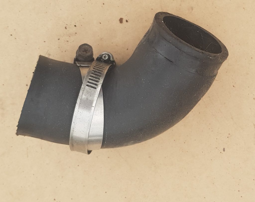 Interkulera caurule priekš MAZDA 6 2006 1 Interkulera caurule priekš MAZDA 6 2006