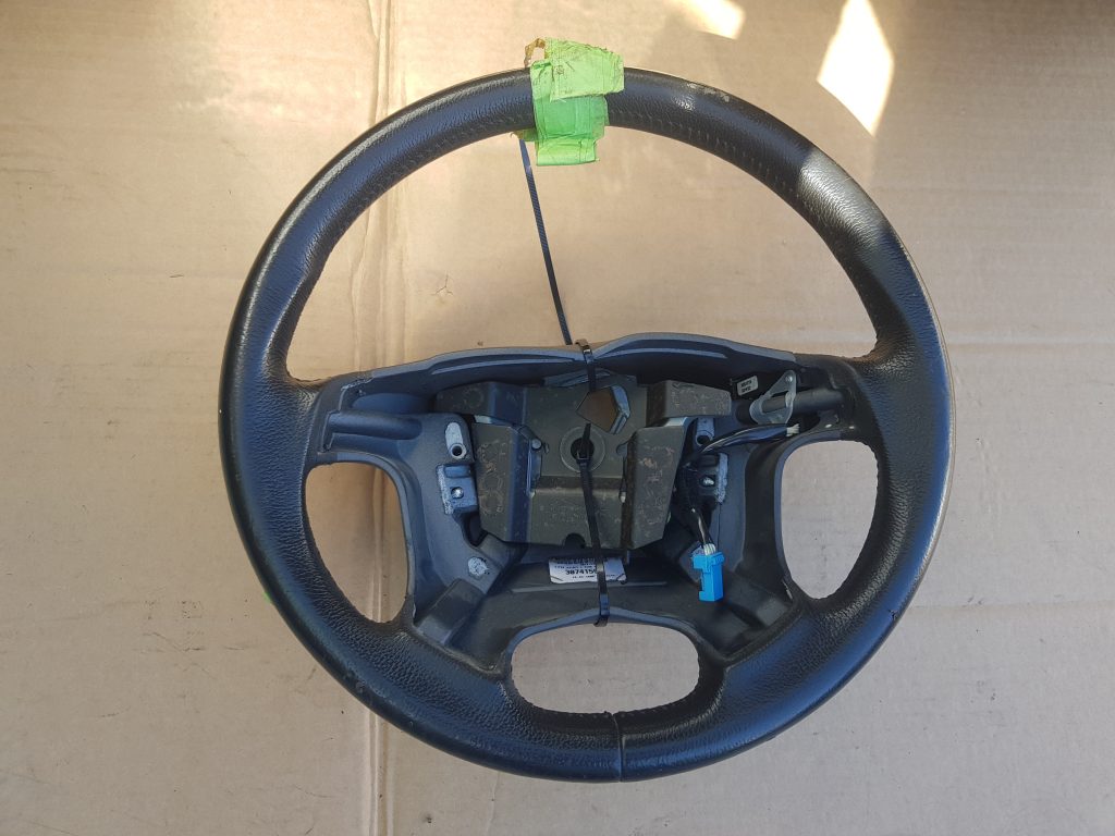 Stūre priekš VOLVO XC70 2004