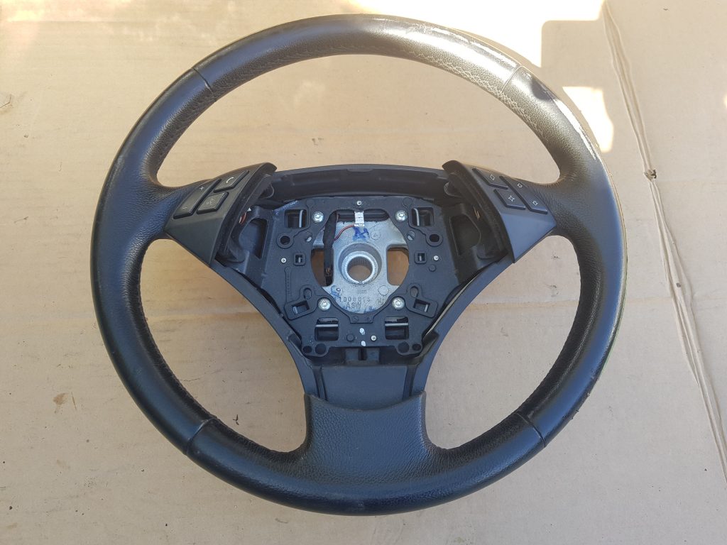 Stūre priekš BMW 525D E61 2007 TOURING BLACK 1 Stūre priekš BMW 525D E61 2007 TOURING BLACK