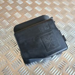 Drošinātāju kārbas korpusa vāks priekš DACIA LODGY 2014