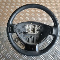 Stūre priekš DACIA LODGY 2014